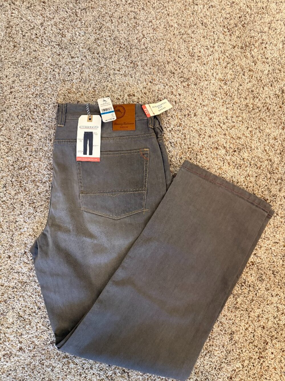 NWT Tommy Bahama Sand Drifter Mens Jeans Size 36x30 Vintage Grey